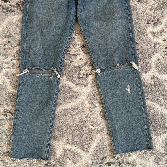 Reformation Julia Jeans In Savu Wash - Picture 4 of 14